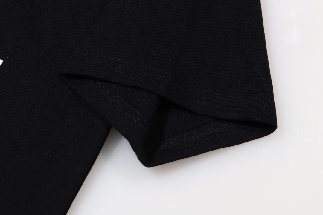 【LOUIS VUITTON 公式旗艦店】ルイヴィトン 半袖Tシャツ ご好評に付き再入荷！