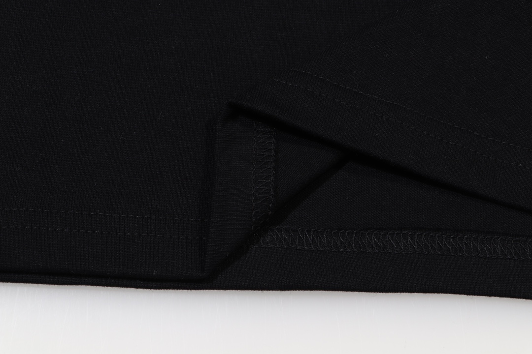 【LOUIS VUITTON 公式旗艦店】ルイヴィトン 半袖Tシャツ ご好評に付き再入荷！