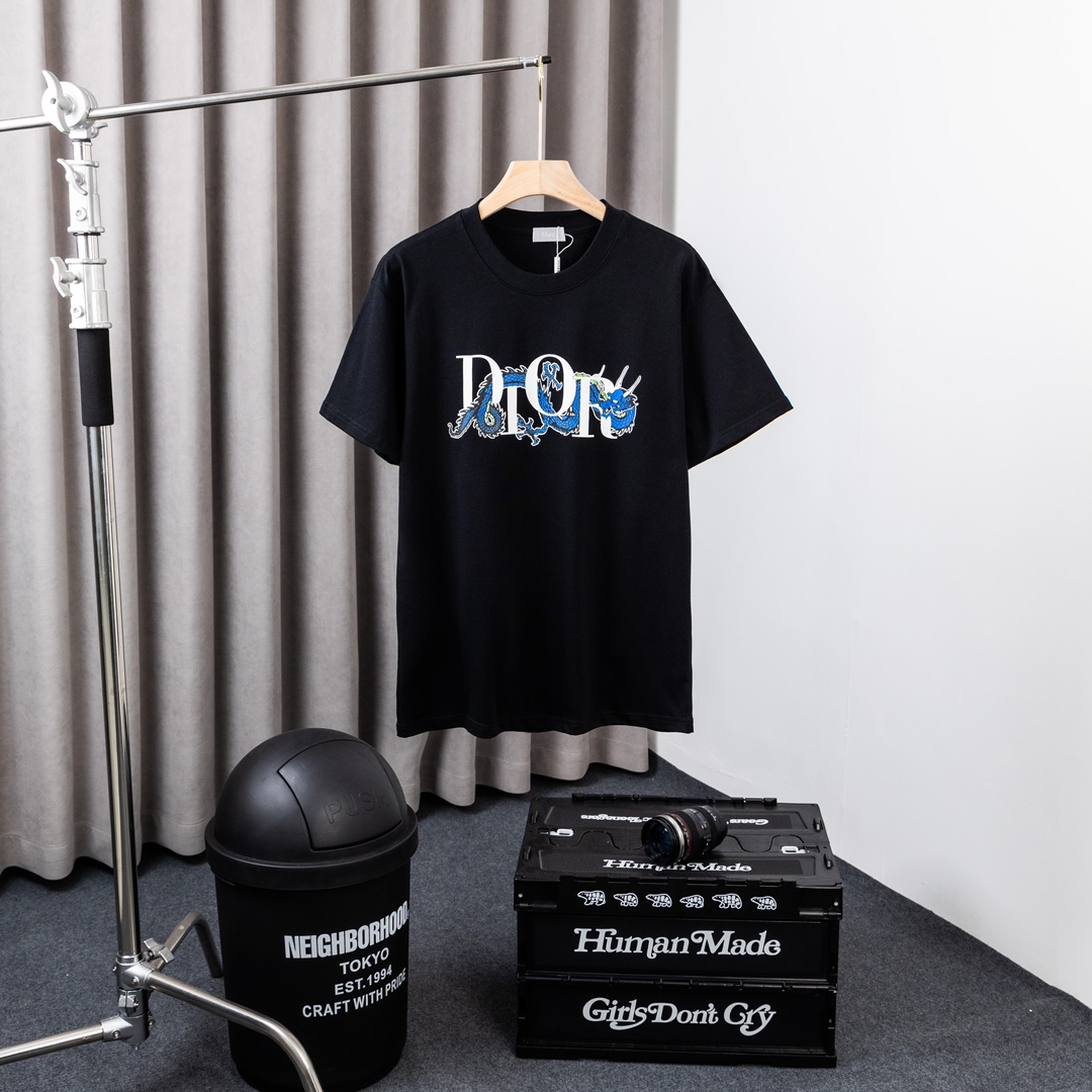 【 DIOR 公式旗艦店】ディオール Tシャツ ご好評に付き再入荷！