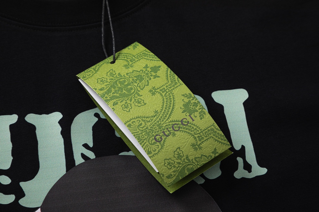 【GUCCI 公式旗艦店】クッチ Tシャツ ご好評に付き再入荷！