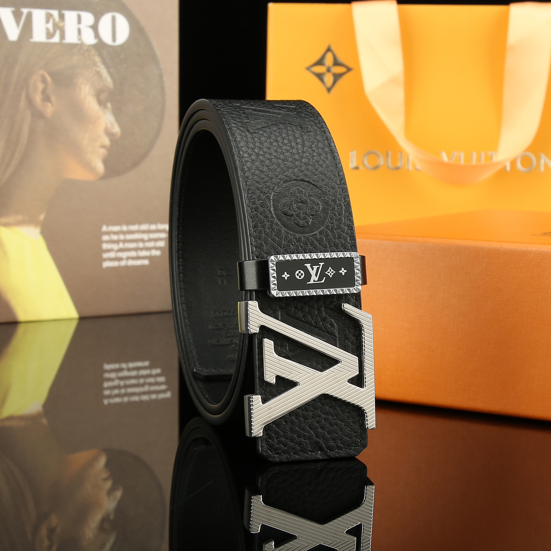Louis Vuitton 本物のシンクロナイズドクラシックバージョンレターピュアスチールバックル