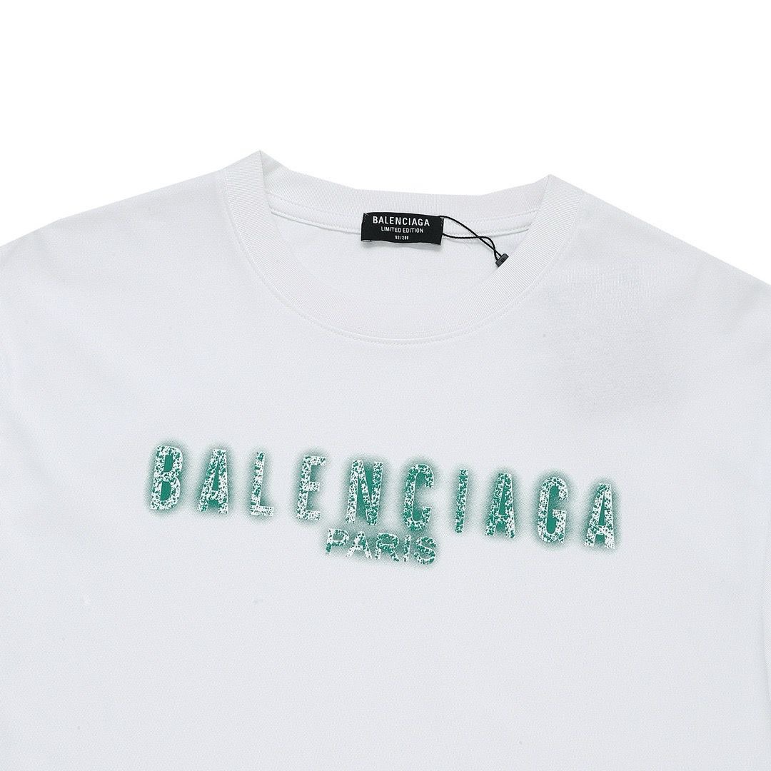 【BALENCIAGA】（バレンシアガ ）半袖Tシャツ、ご好評に付き再入荷！