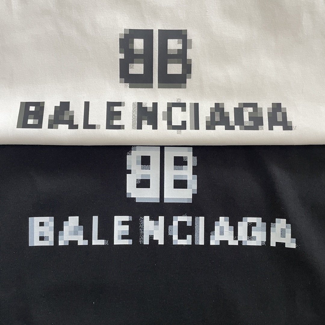 【BALENCIAGA】（バレンシアガ ）半袖 男女兼用