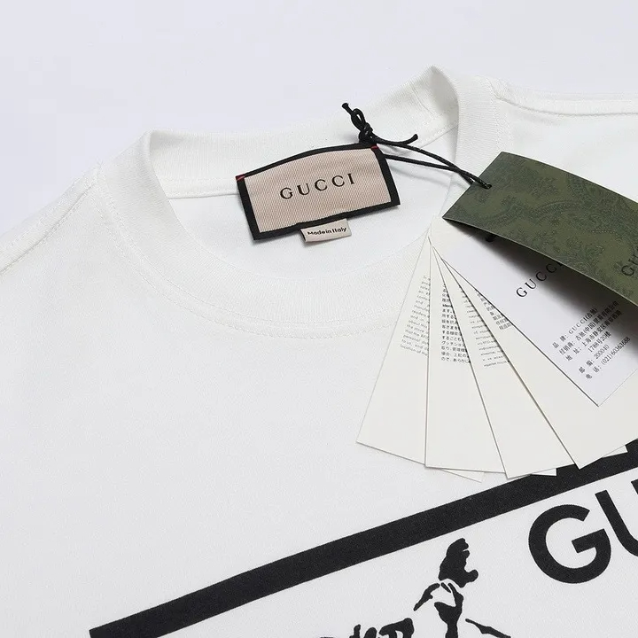 【Gucci 】（グッチ）Tシャツ ご好評に付き再入荷！