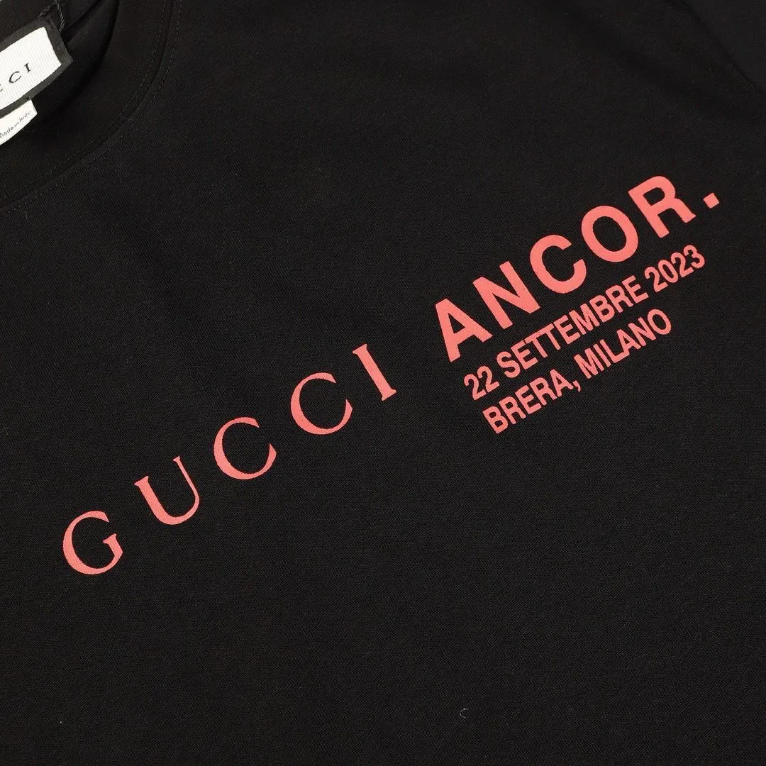 【Gucci 】（グッチ）Tシャツ ご好評に付き再入荷！