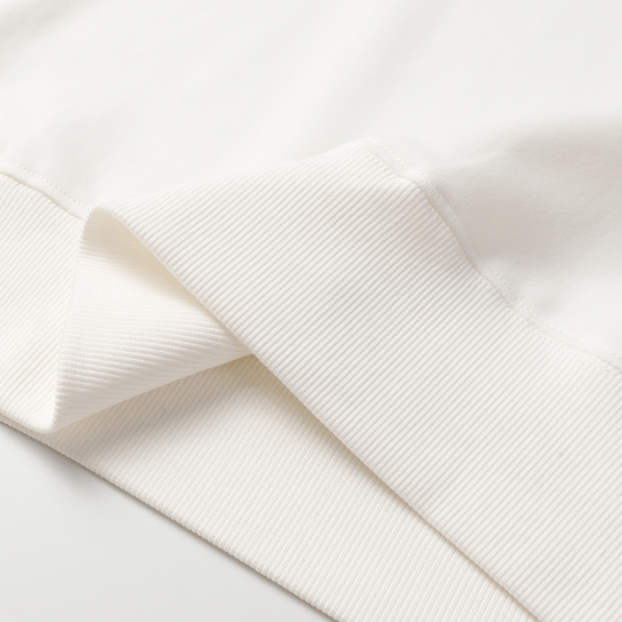 【DIOR 公式旗艦店】着好評に付き再入荷！