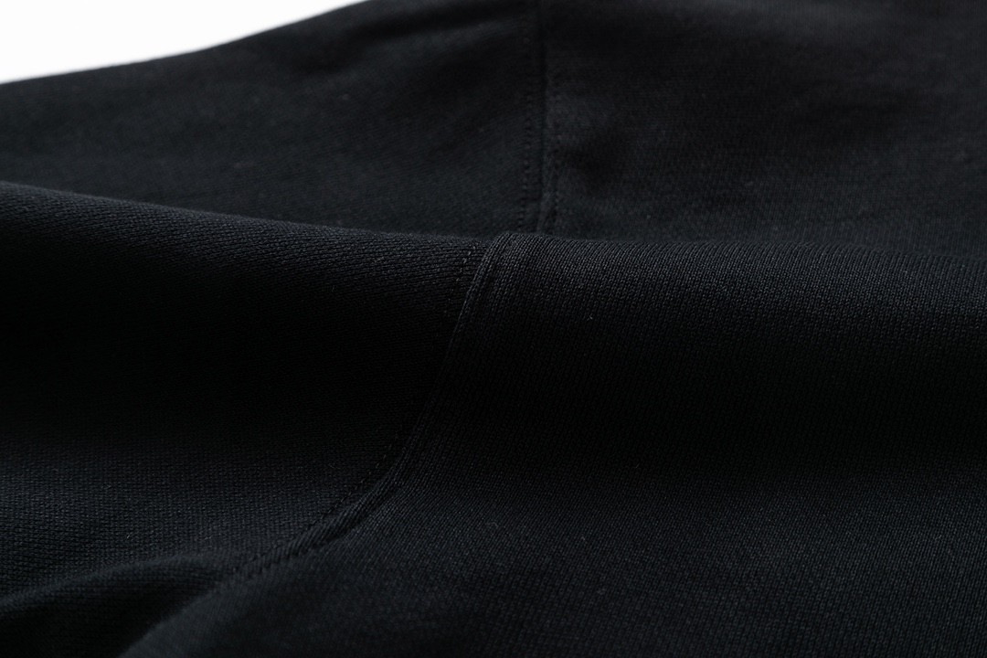 【 Burberry 旗艦店】ご好評に付き再入荷!!