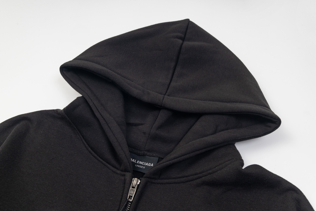 【BALENCIAGA公式旗艦店】好評に付き再入荷！！