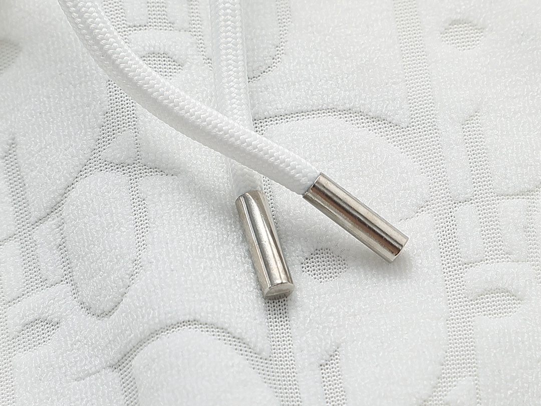 【 Dior 旗艦店】ご好評に付き再入荷！！