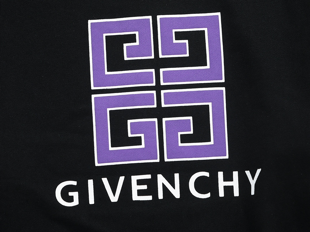 【Givenchy公式旗艦店】好評に付き再入荷!!
