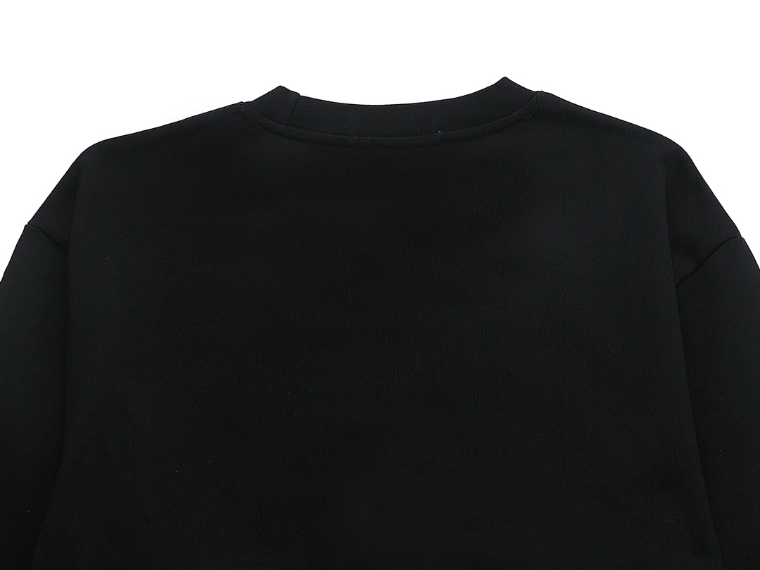 【Givenchy公式旗艦店】好評に付き再入荷!!