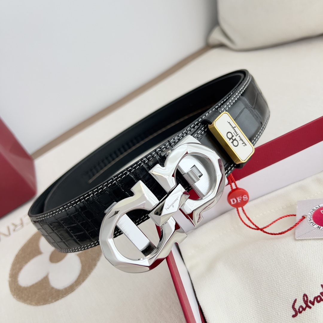 FERRAGAMO 一層目牛革クロコダイル柄ダブルステッチ