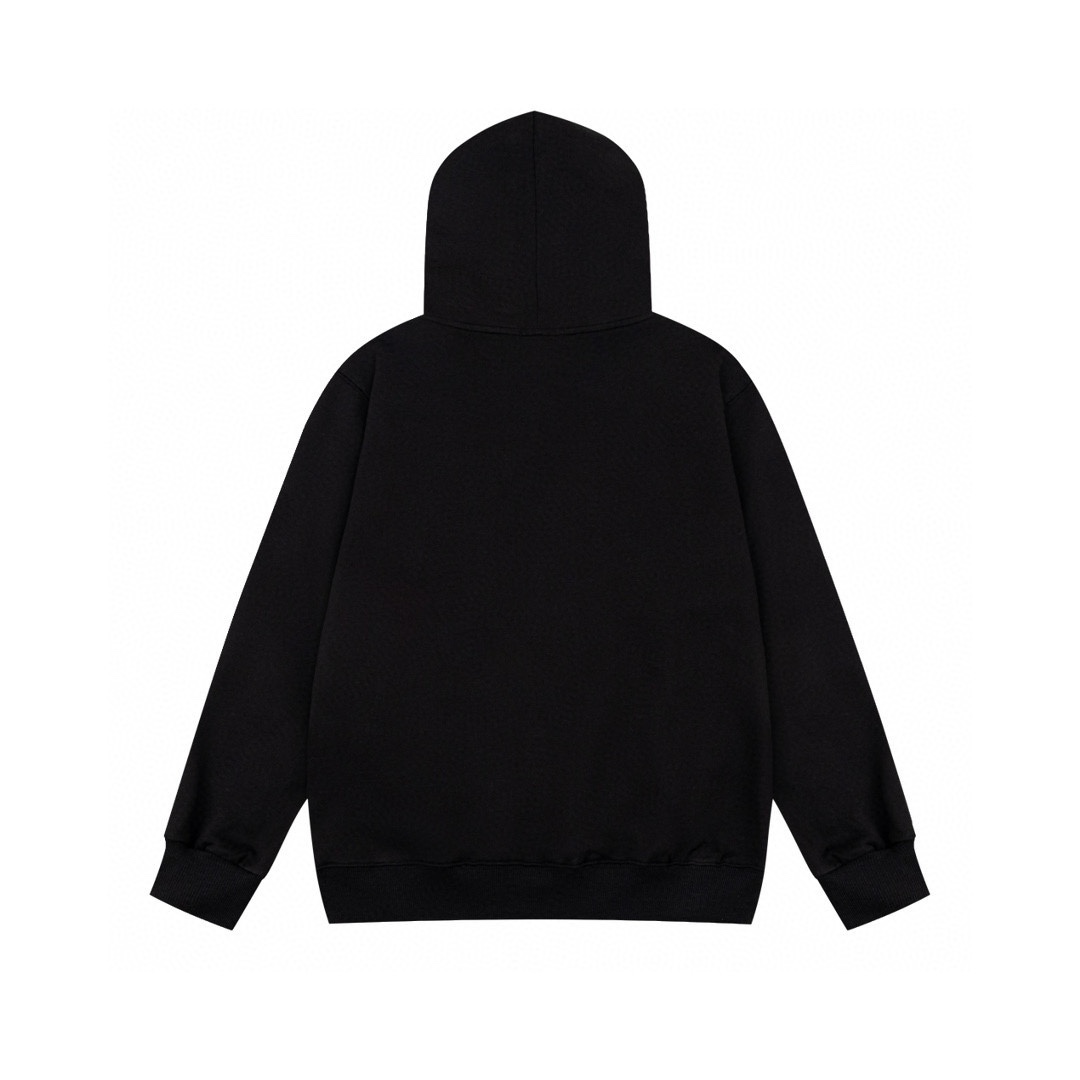 【 Celine 旗艦店】ご好評に付き再入荷！！