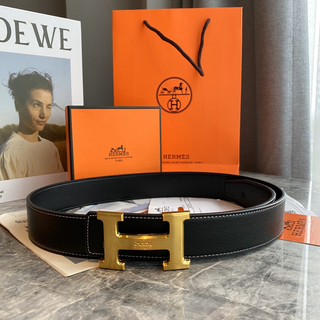 HERMES エルメスのベルトとハンドバッグのコンプリートパッケージ