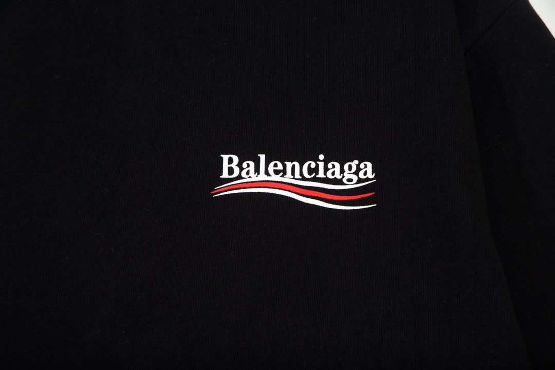 【BALENCIAGA公式 旗艦店】ご好評に付き再入荷！