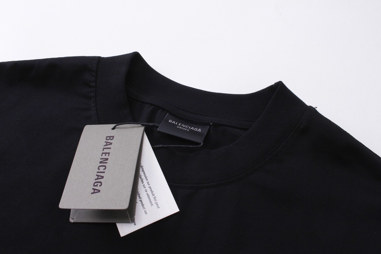 【BALENCIAGA公式 旗艦店】ご好評に付き再入荷！