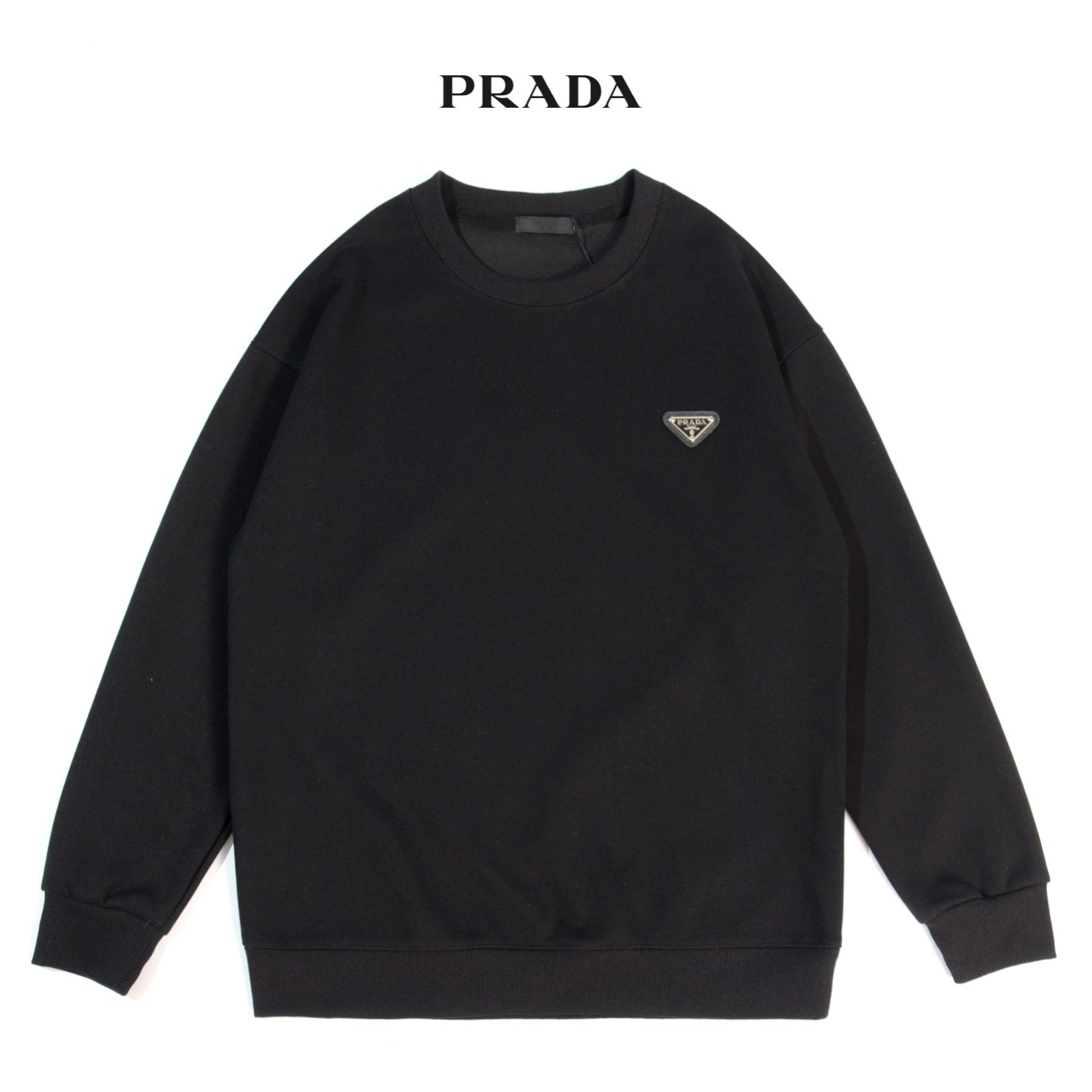 【 PRADA 旗艦店】ご好評に付き再入荷！！