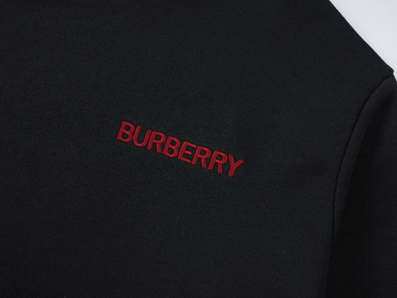 【 Burberry 旗艦店】ご好評に付き再入荷！！