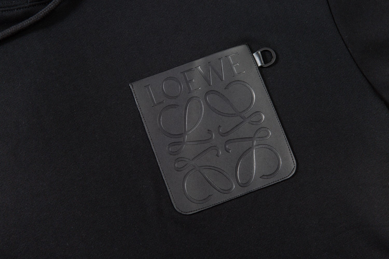 【 LOEWE旗艦店】ご好評に付き再入荷！！