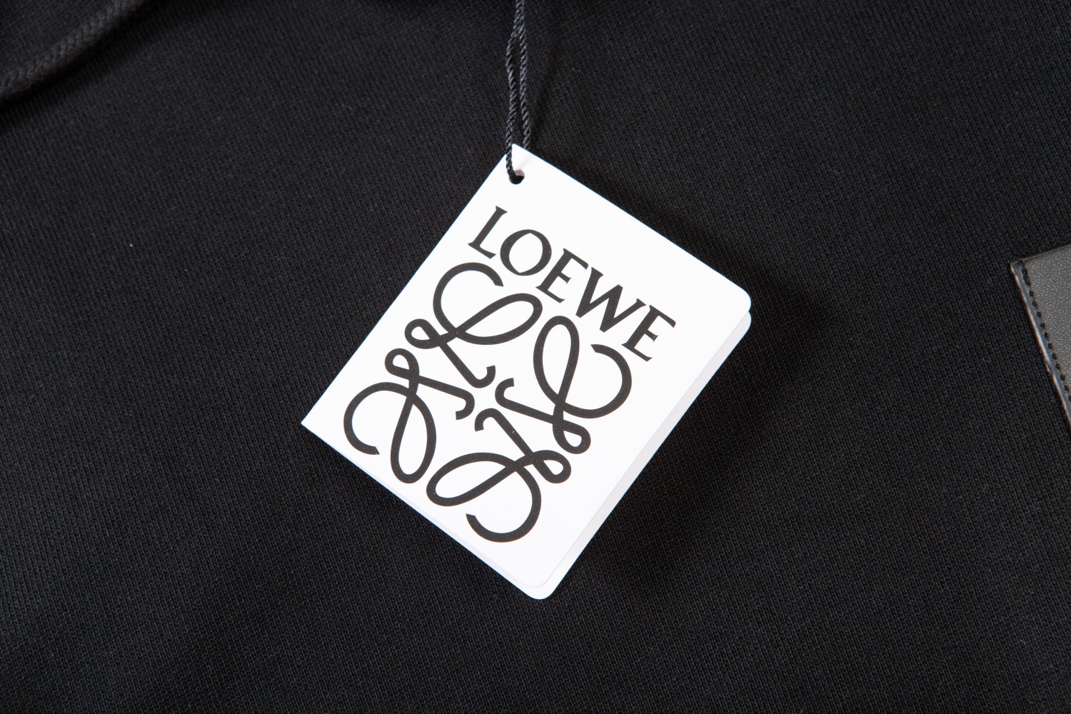 【 LOEWE旗艦店】ご好評に付き再入荷！！