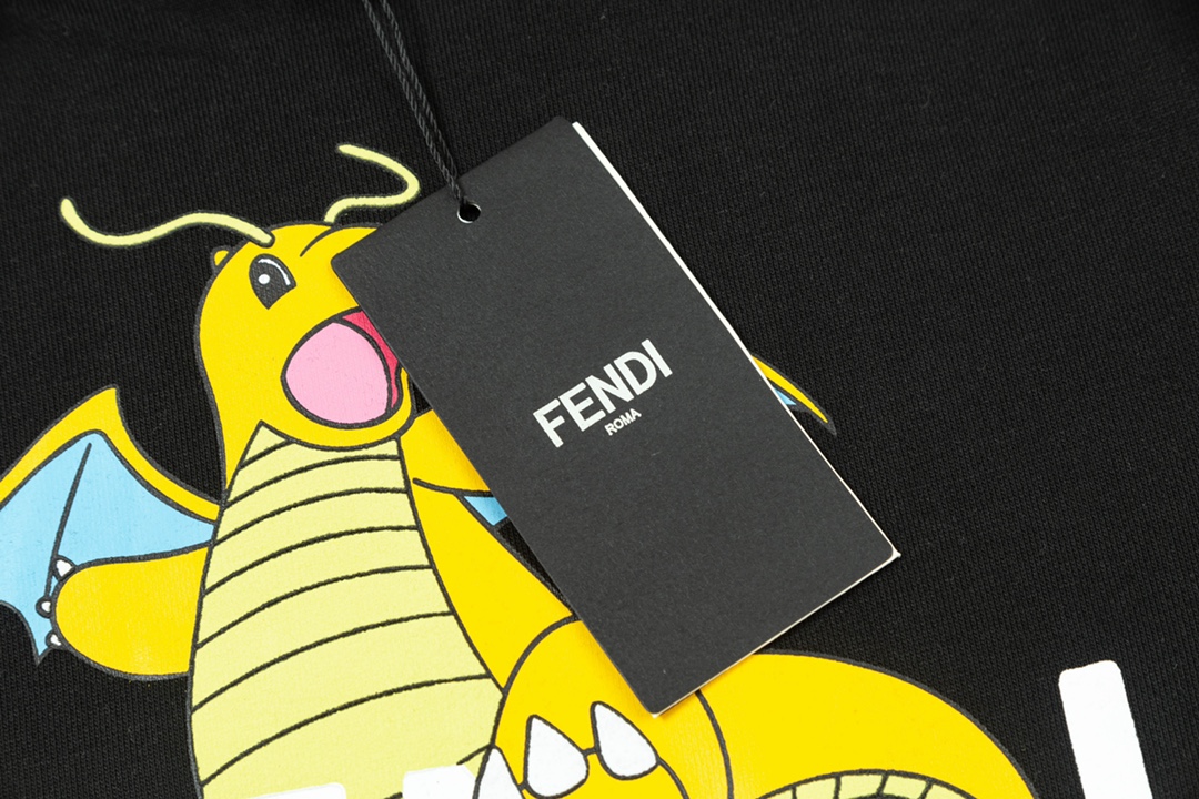 【FENDI 公式旗艦店】好評に付き再入荷!!