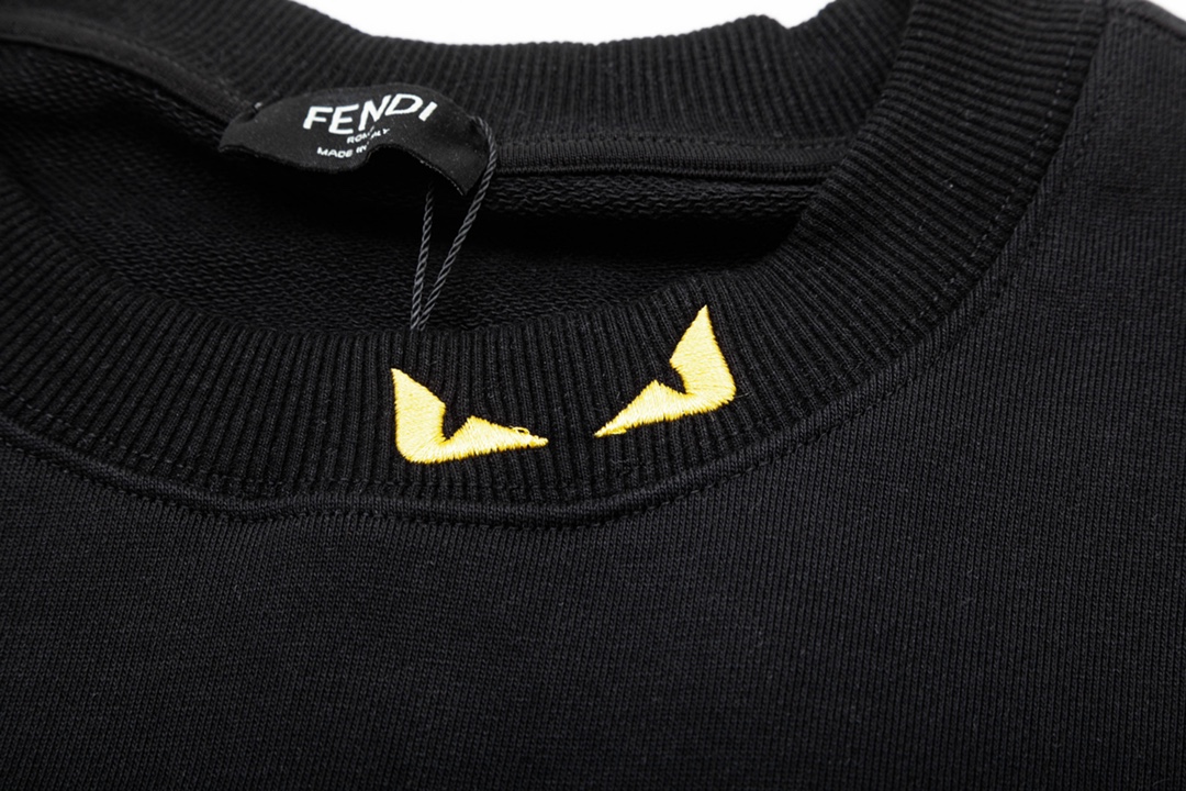 【FENDI 公式旗艦店】着好評に付き再入荷！