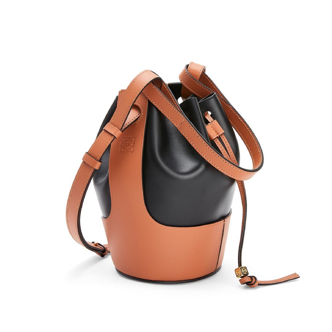 【LOEWE】今田美桜が推す！今季のマストロエベバルーンバッグ