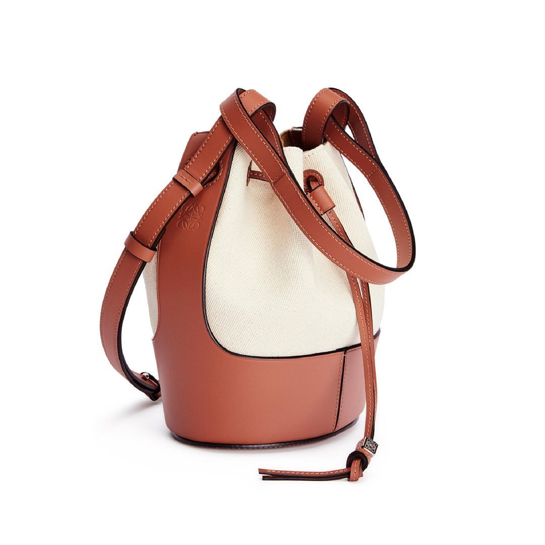 【LOEWE】今田美桜が推す！今季のマストロエベバルーンバッグ