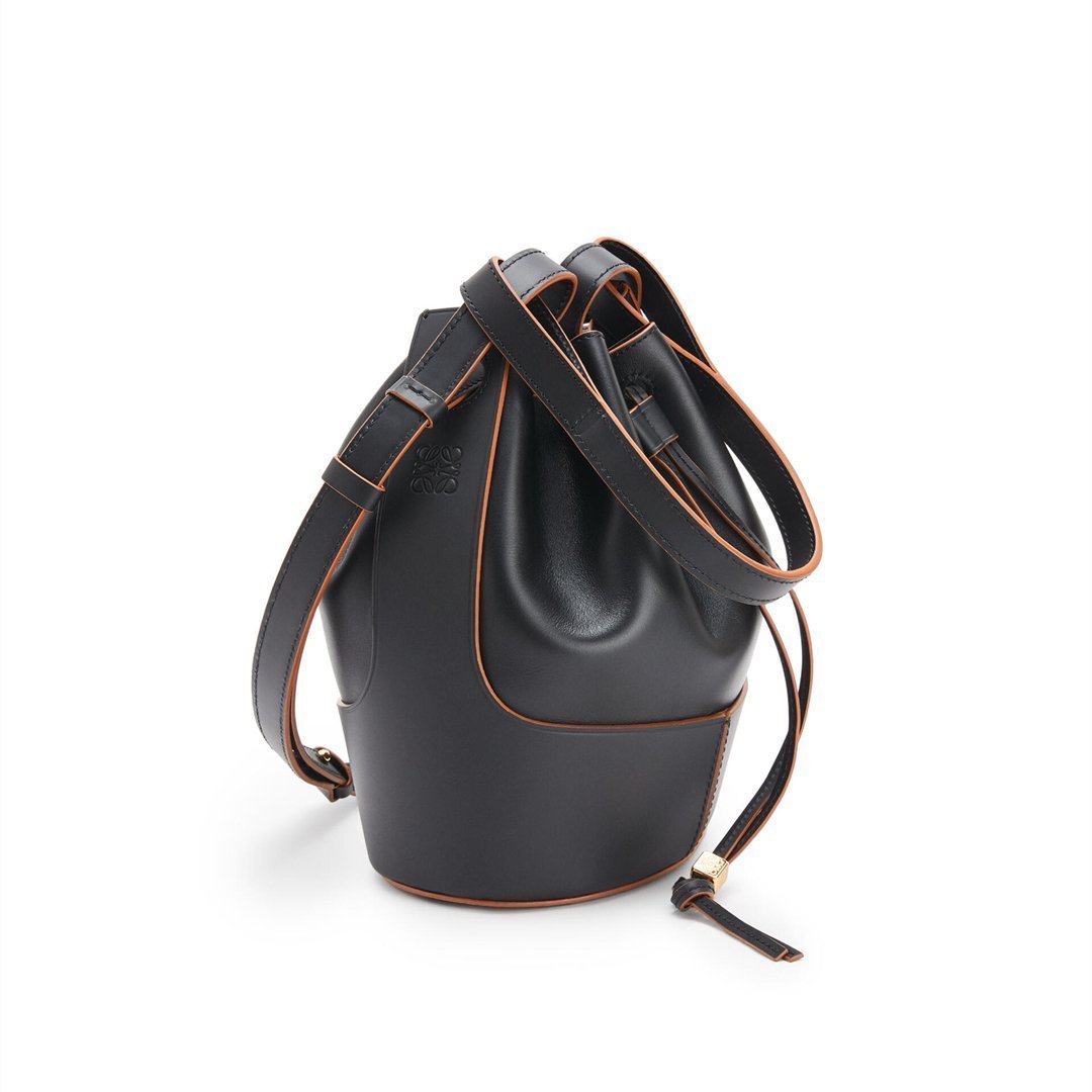 【LOEWE】今田美桜が推す！今季のマストロエベバルーンバッグ