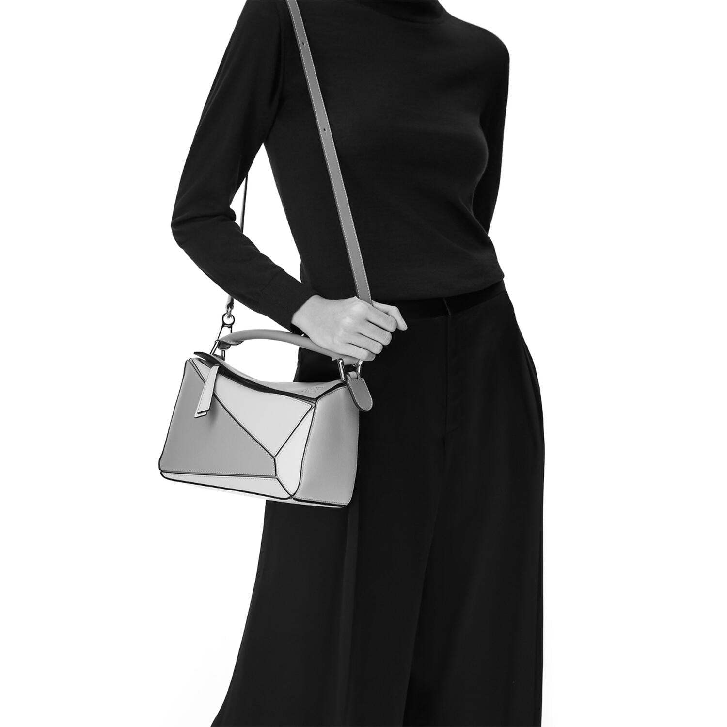 【Loewe】ロエベ パズルバッグ ミディアム 便利&多機能♪ PUZZLE SMALL