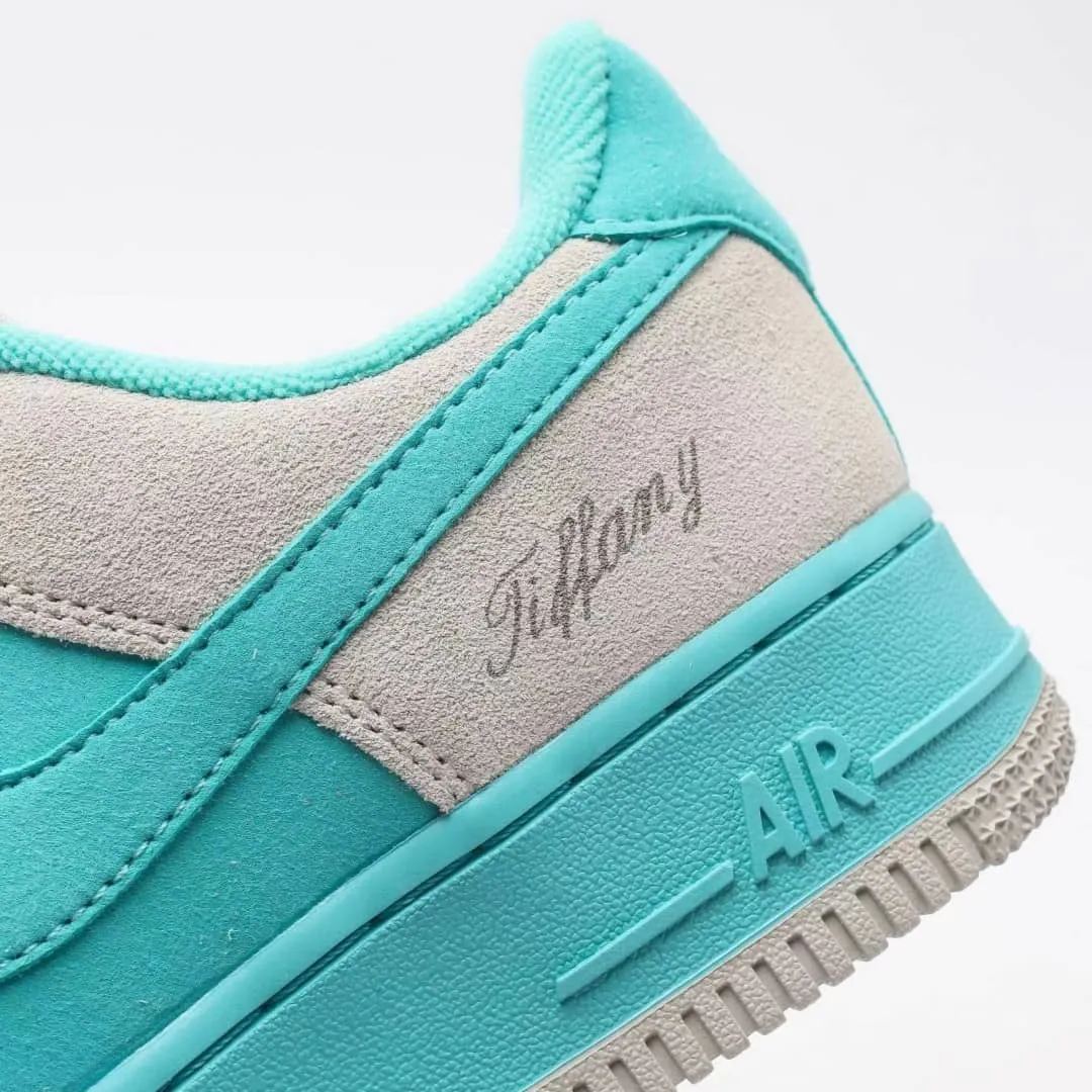 【Nike】★日本国内では未発売💓Nike X TIFFANY AIR FORCE 1 LOWが新たなカスタムシューズで再登場★超人気■男女兼用🔥お見逃しなく！