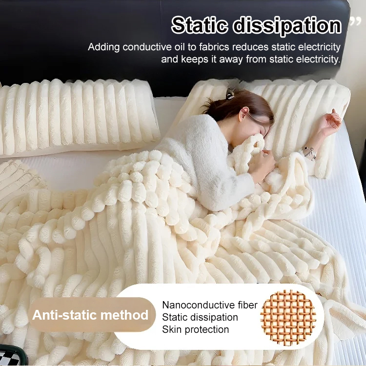 High Quality Flannel Thickened Warm Blanket