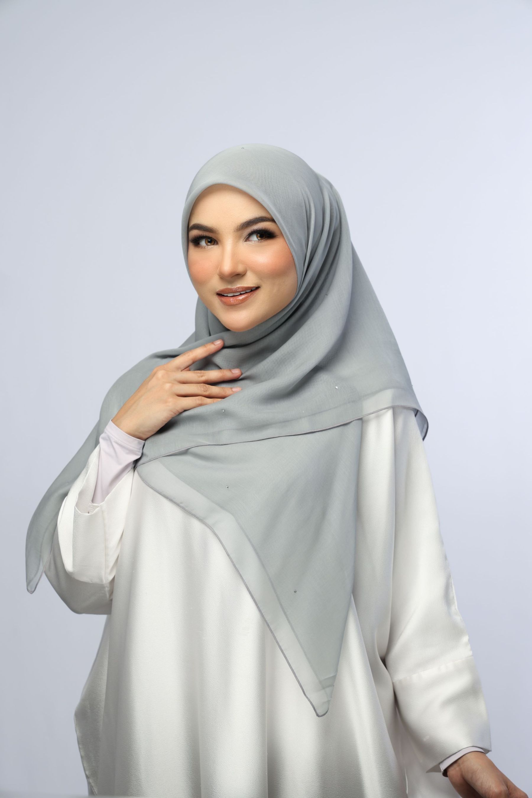 Bawal Warisan Cloverette Pyramid Tabur 25