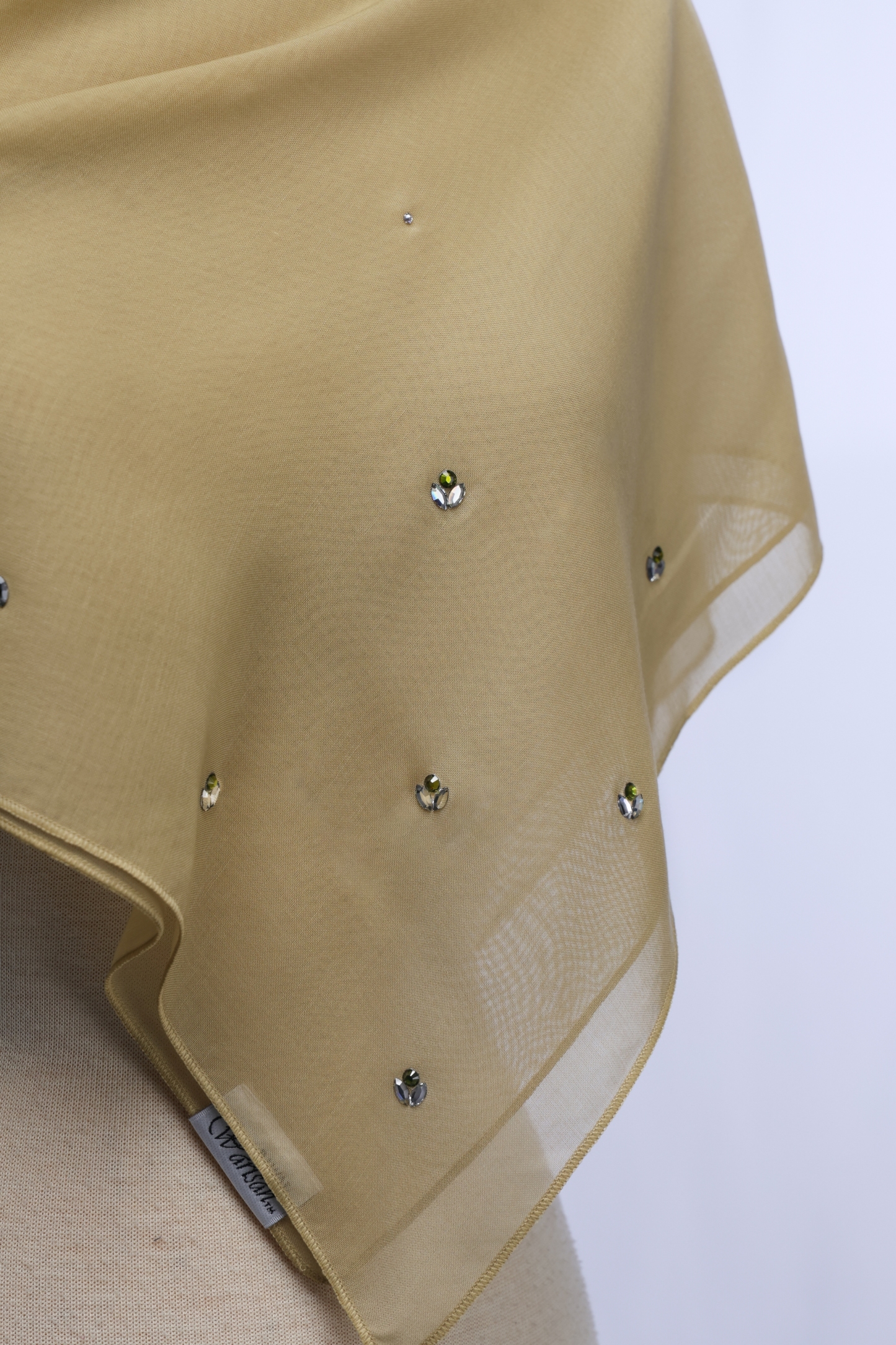 Bawal Warisan Minimalist Tulip (7)