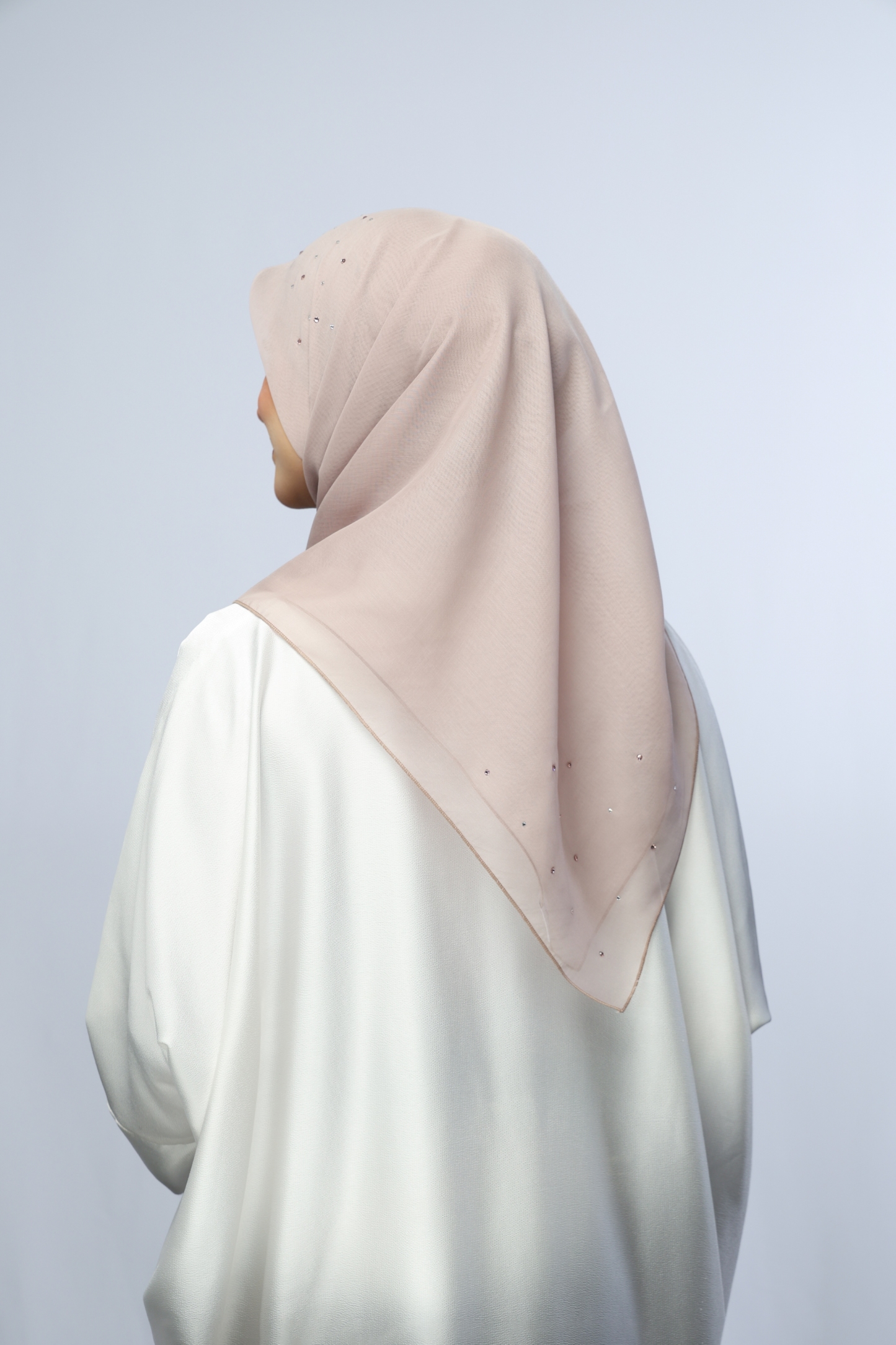 Bawal Warisan Rania Crown SS16 Color