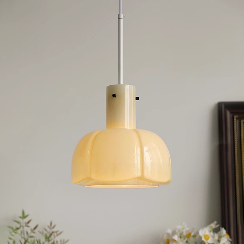 ペンダントライト おしゃれ  レトロ 1灯 吊下げ灯 天井照明 間接照明 北欧 LED電球 洋風 キッチン 照明器具 トイレ 階段 引掛シーリング ダクトレール 電気 モダン シンプル かわいい リビング ダイニング インテリア照明 食卓 和室 癒やし 省エネ