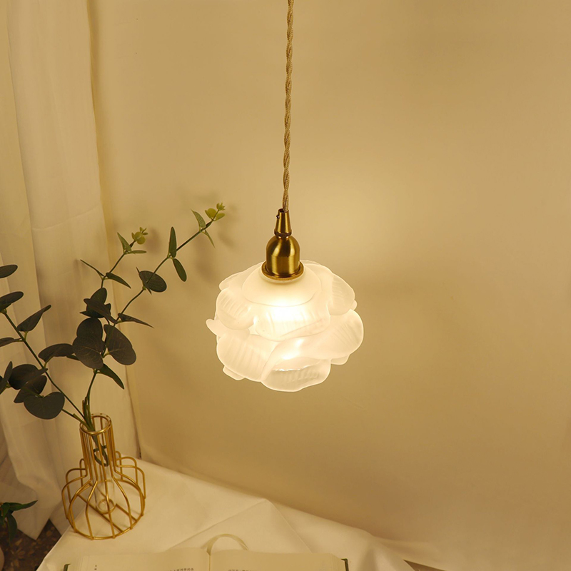 ペンダントライト 北欧 ガラス 花 花びら ダイニング おしゃれ 1灯 LED