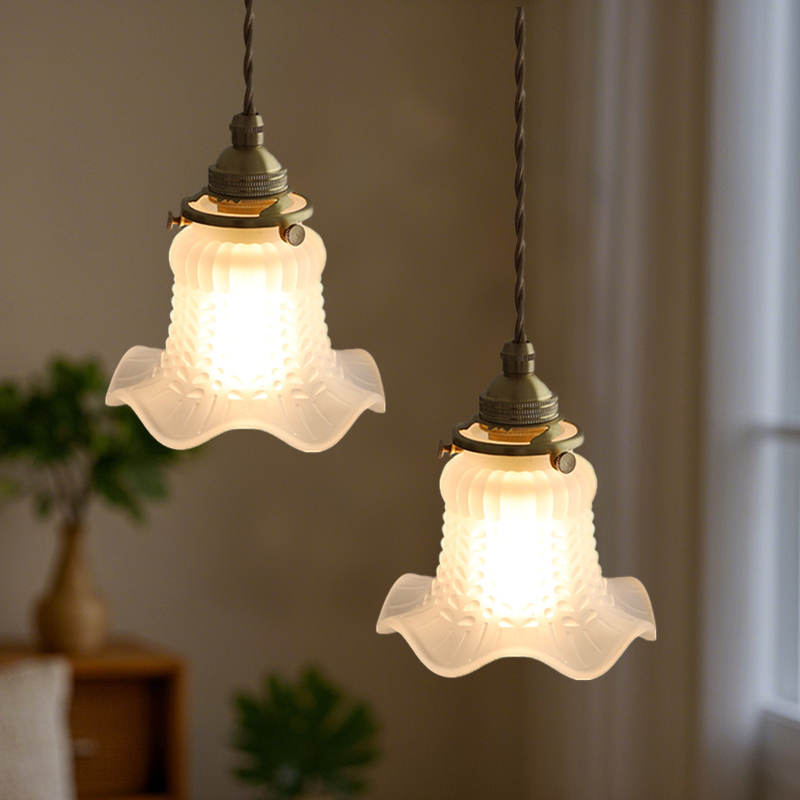 ペンダントライト 北欧 ガラス ダイニング おしゃれ 1灯 口金E14 LED対応 アイアン 金属 モダン シンプル デザイン 照明 天井照明 ライト 玄関 リビング 寝室 洗面所 居間 キッチン ダクトレール 引掛けシーリング 北欧