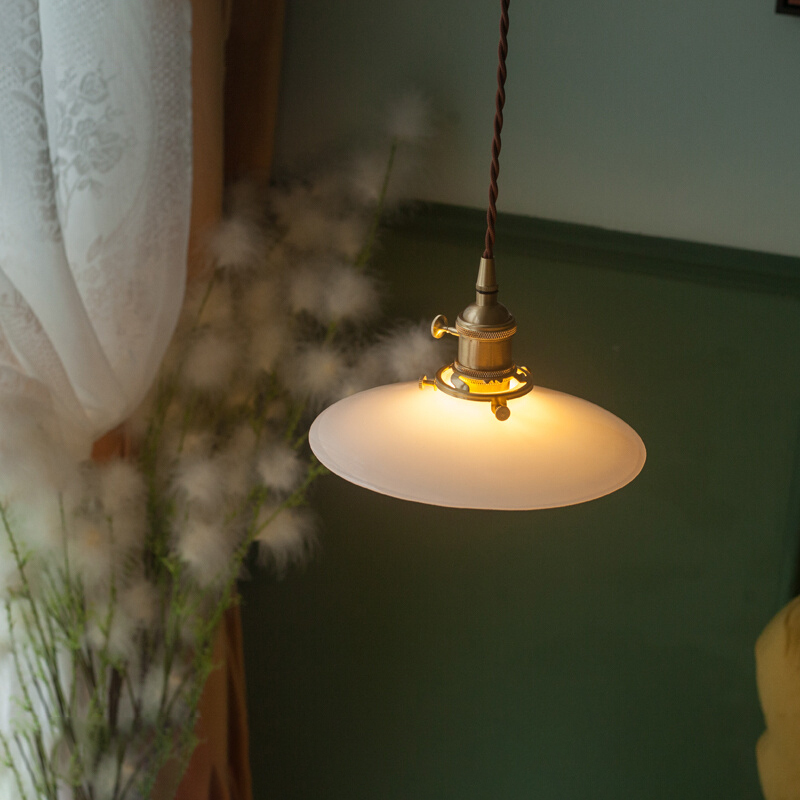 ペンダントライト 北欧 ガラス アイアン ダイニング おしゃれ 1灯 口金E26 LED対応 アイアン 金属 モダン シンプル デザイン 照明 天井照明 ライト 玄関 リビング 寝室 洗面所 居間 キッチン ダクトレール 引掛けシーリング 北欧