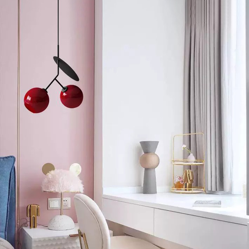 ペンダントライト 北欧 ガラス ダイニング さくらんぼ おしゃれ 1灯 口金E26 LED対応 アイアン 金属 モダン シンプル デザイン 照明 天井照明 ライト 玄関 リビング 寝室 洗面所 居間 キッチン ダクトレール 引掛けシーリング 北欧