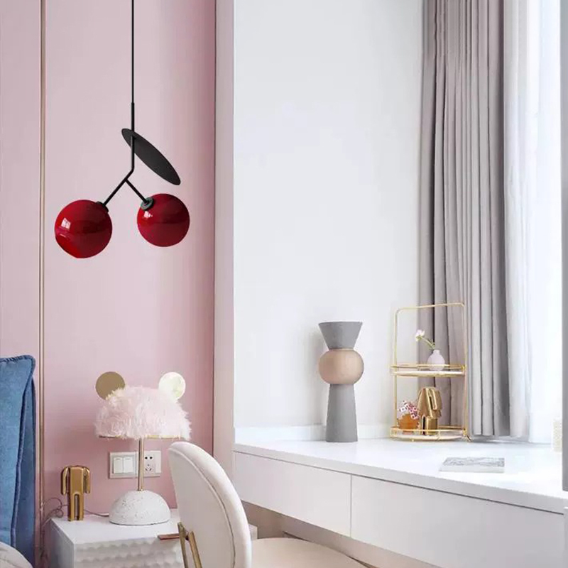 ペンダントライト 北欧 ガラス ダイニング さくらんぼ おしゃれ 1灯 口金E26 LED対応 アイアン 金属 モダン シンプル デザイン 照明 天井照明 ライト 玄関 リビング 寝室 洗面所 居間 キッチン ダクトレール 引掛けシーリング 北欧