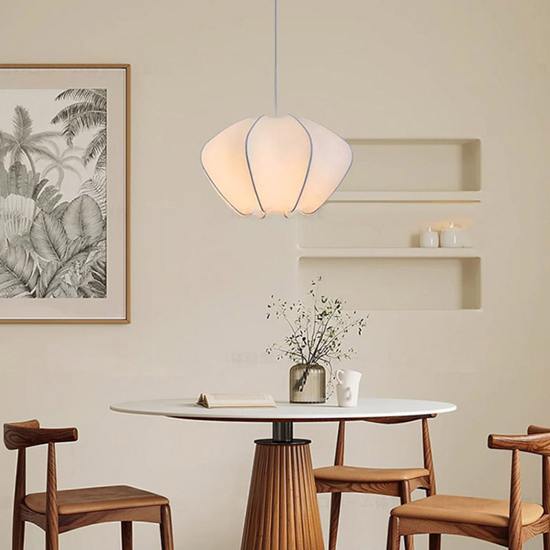 ペンダントライト ダイニング 北欧  織物 ダクトレール用 アイアン 花 1灯 E26口金 led モダン シンプル レトロ デザイン 天井照明 フランス風 リビング トイレ 寝室 洗面所 居間用 キッチン 食卓用 可愛い 階段 和風 自然 乙女心 フラワー 蚕糸