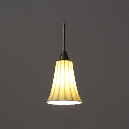 ペンダントライト おしゃれ  レトロ 1灯 吊下げ灯 天井照明 間接照明 北欧 LED電球 洋風 キッチン 照明器具 トイレ 階段 引掛シーリング ダクトレール 電気 モダン シンプル かわいい リビング ダイニング インテリア照明 食卓 和室 癒やし 省エネ