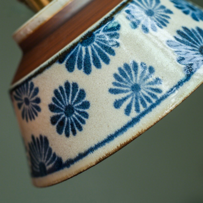 ペンダントライト 北欧 ダイニング 磁器 陶器 アイアン 金属 おしゃれ 1灯 口金E26 LED対応 モダン シンプル 照明 天井照明 シェードランプ 玄関 リビング 寝室 洗面所 居間用 キッチン 簡単取付 引掛けシーリング おしゃれ ダクトレール