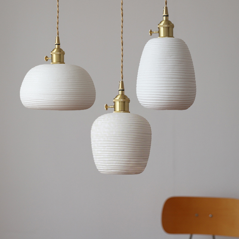 ペンダントライト 北欧 ダイニング 磁器 陶器 アイアン 金属 おしゃれ 1灯 口金E26 LED対応 モダン シンプル 照明 天井照明 シェードランプ 玄関 リビング 寝室 洗面所 居間用 キッチン 簡単取付 引掛けシーリング おしゃれ ダクトレール