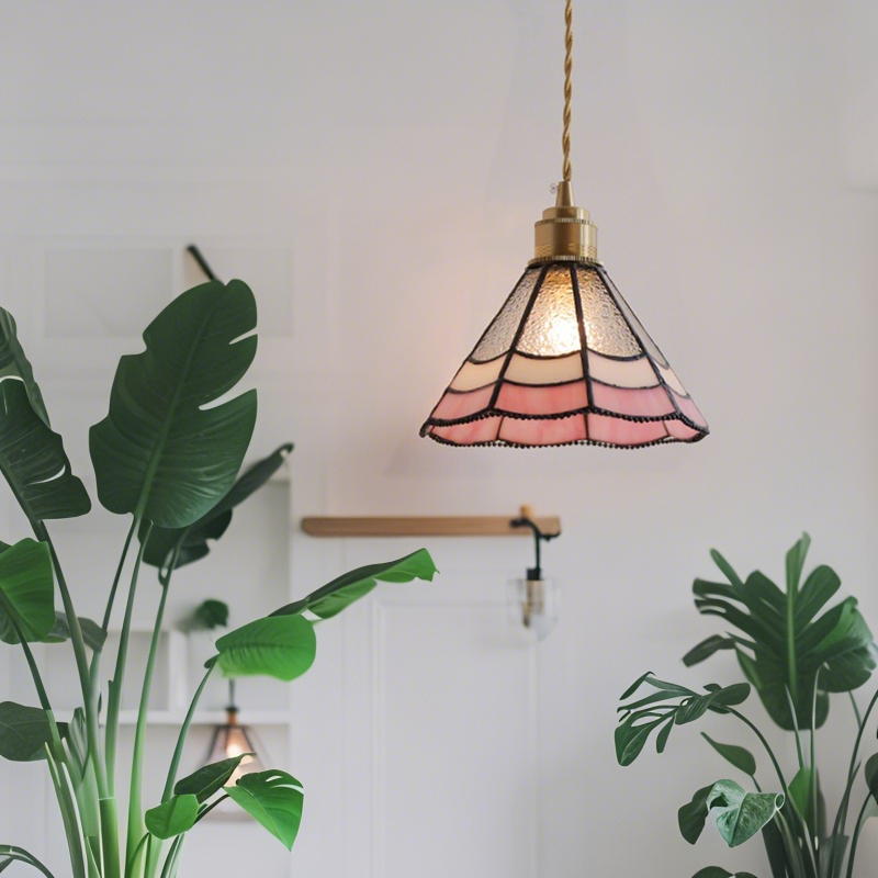 ペンダントライト ダイニング  北欧 ガラス ダクトレール用 アイアン 傘型 1灯 E26口金 led モダン シンプル レトロ デザイン 天井照明 シェードランプ  ライト 玄関 リビング  トイレ 寝室 洗面所 居間 キッチン 食卓  可愛い 階段 和風 ピンク 乙女心 山盛り