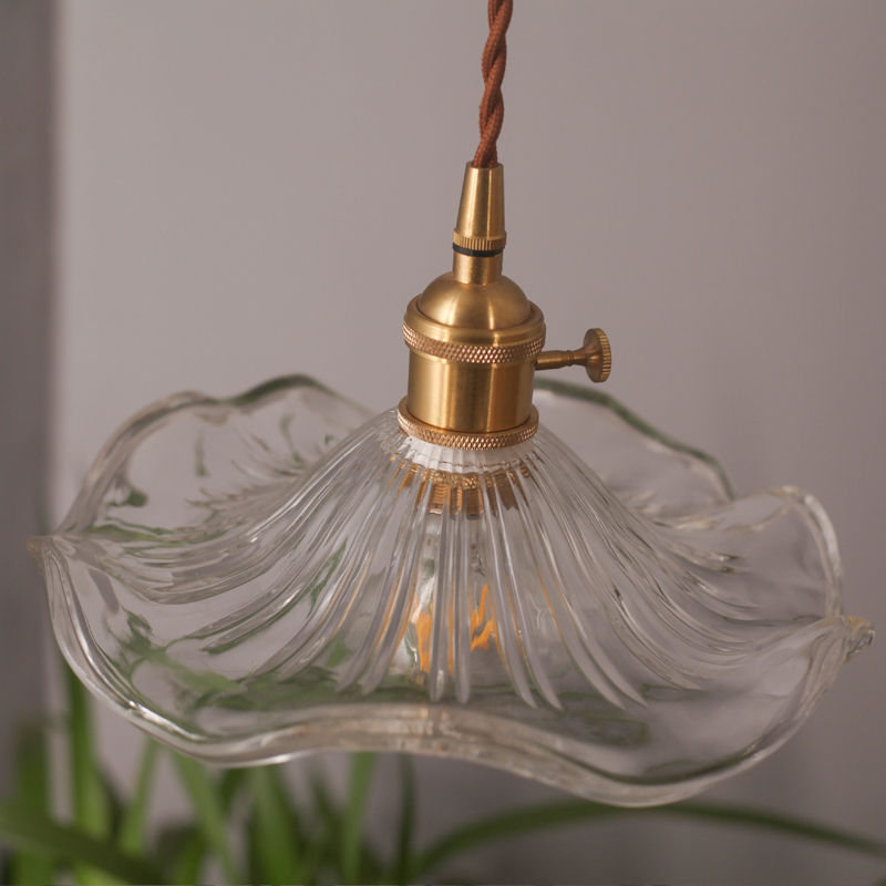 ペンダントライト 北欧 ガラス ダイニング 花 おしゃれ 1灯 口金E26 LED対応 アイアン 金属 モダン シンプル デザイン 照明 天井照明 ライト 玄関 リビング 寝室 洗面所 居間 キッチン ダクトレール 引掛けシーリング 北欧