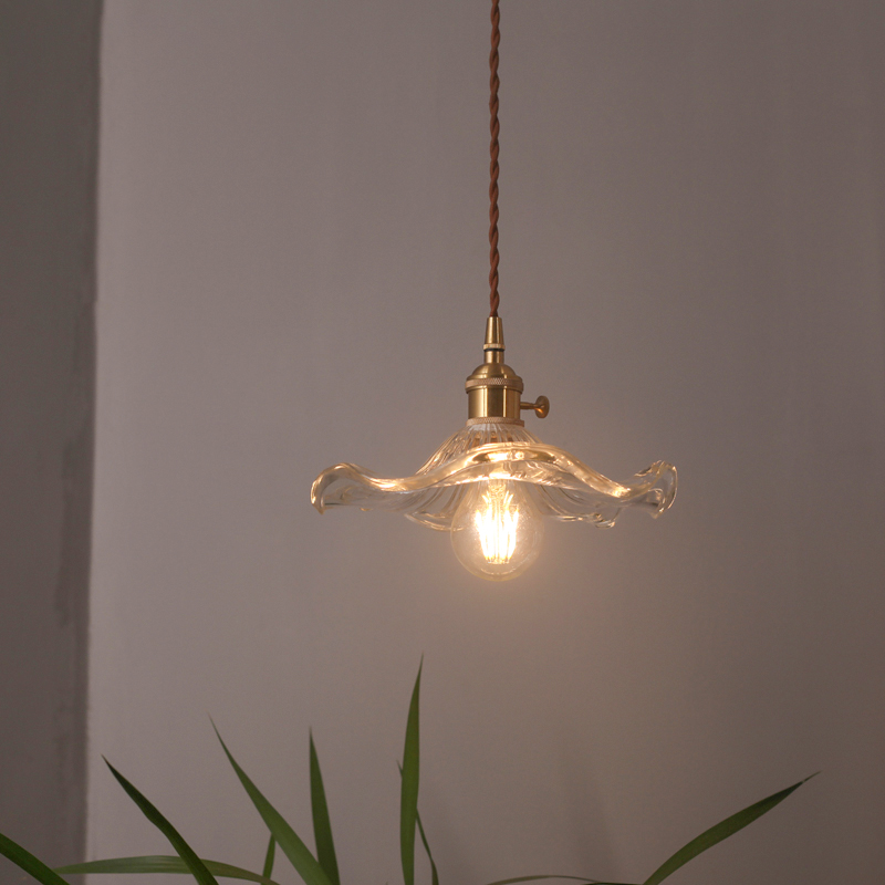 ペンダントライト 北欧 ガラス ダイニング 花 おしゃれ 1灯 口金E26 LED対応 アイアン 金属 モダン シンプル デザイン 照明 天井照明 ライト 玄関 リビング 寝室 洗面所 居間 キッチン ダクトレール 引掛けシーリング 北欧