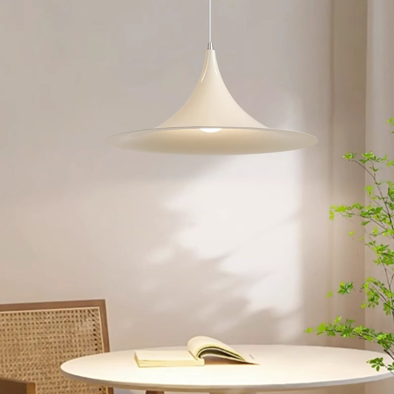 ペンダントライト 北欧 ダイニング スチール おしゃれ 1灯 口金E26　LED対応 モダン シンプル デザイン 照明 天井照明 子供部屋 玄関 リビング 寝室 洗面所 居間用 キッチン 簡単取付 引掛けシーリング ダクトレール