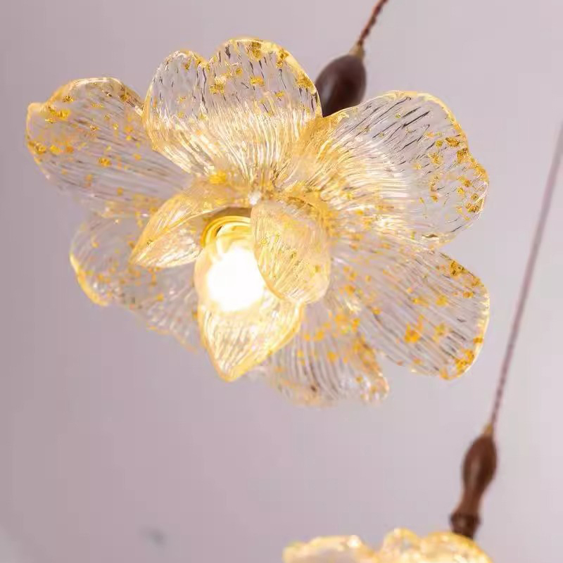 ペンダントライト 北欧 ダイニング ガラス 花 花びら スチール おしゃれ 1灯 口金E26 LED対応 モダン シンプル デザイン 照明 天井照明 子供部屋 玄関 リビング 寝室 洗面所 居間用 キッチン 簡単取付 引掛けシーリング ダクトレール